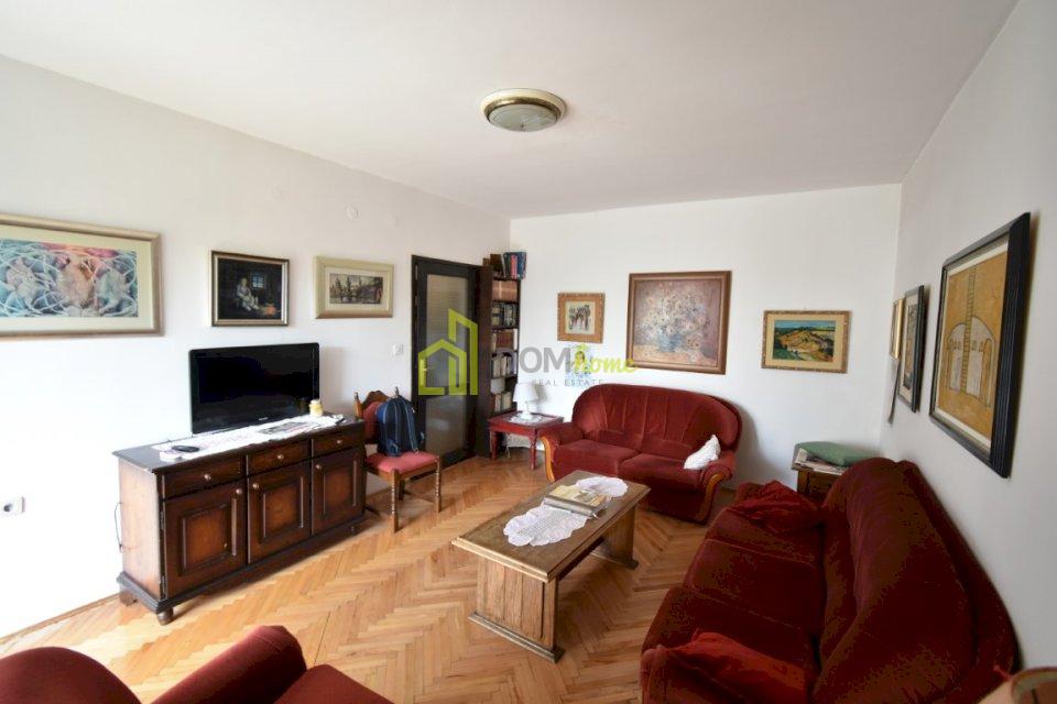 Trosoban stan 82m2, Gorica C